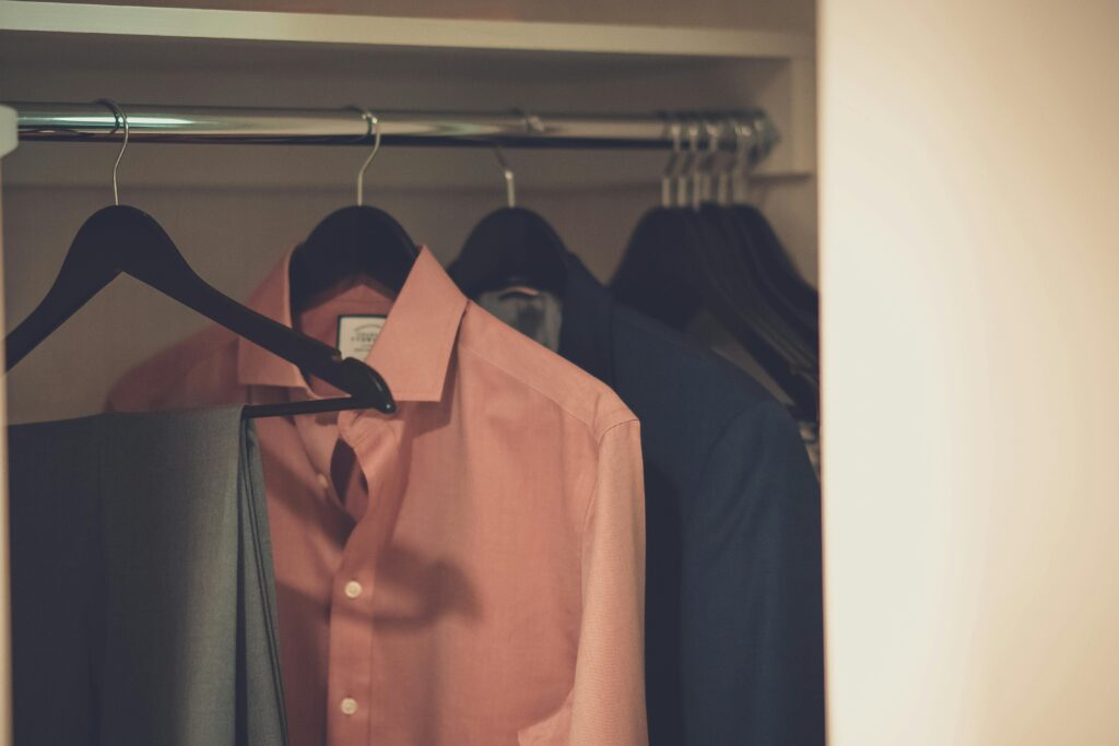 What should a man wear for Valentine's Day?